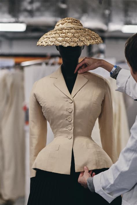 who designs for dior|women behind christian dior.